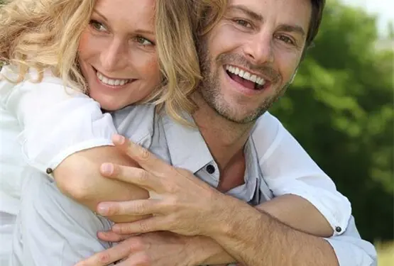 Titre ALT optimisé SEO : Rencontres amoureuses en Albanie - Explorez l'amour au cœur des paysages albanais avec notre agence matrimoniale. - Agence matrimoniale Unicis